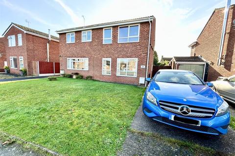 3 bedroom semi-detached house for sale, Barneby Avenue, Hereford HR1