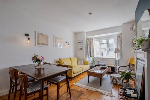 2 bedroom apartment for sale, Barrow Road, London SW16