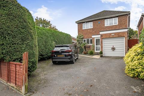 4 bedroom detached house for sale, Bay Road, Bracknell, Berkshire