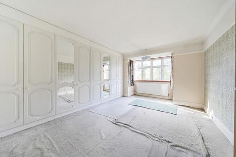 124 Hayes Chase, West Wickham, BR4 0JB