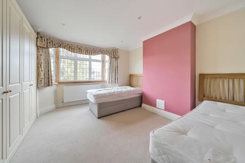 124 Hayes Chase, West Wickham, BR4 0JB