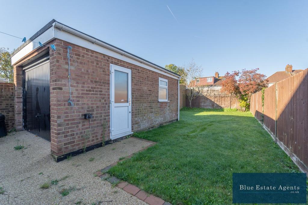 Rear Garden Garage