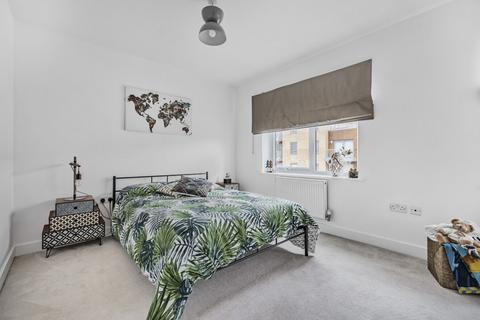 31 Drake Way, Reading, RG2 0WR