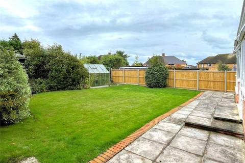 2 bedroom bungalow for sale, Chestnut Avenue, Havant, Hampshire, PO9