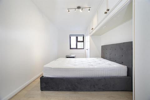 undefined, Landsdown Court Rundell Crescent Hendon NW4