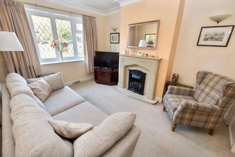 3 bedroom semi-detached house for sale, Lawns Lane, Leeds, West Yorkshire