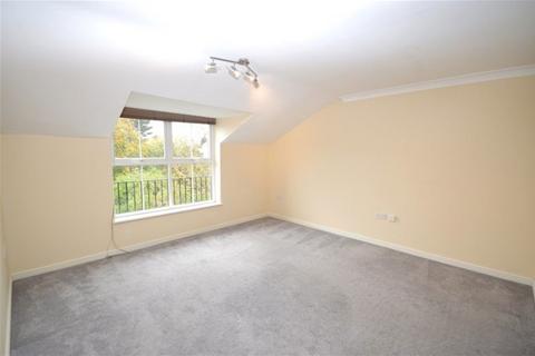 2 bedroom flat to rent, Richmond House, Hatfield Road, St Albans