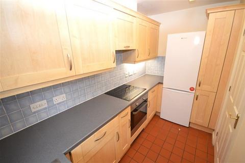 2 bedroom flat to rent, Richmond House, Hatfield Road, St Albans