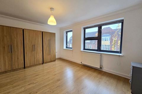 1 bedroom apartment to rent, NW10