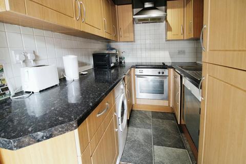 2 bedroom apartment for sale, Rock Hill, West Yorkshire WF10