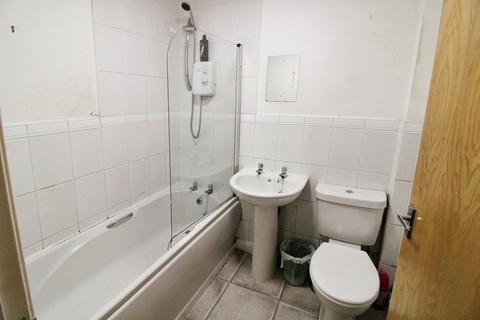 2 bedroom apartment for sale, Rock Hill, West Yorkshire WF10