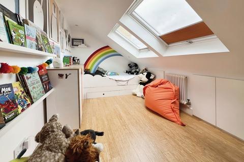 138 Verdant Lane, London, SE6 1LG