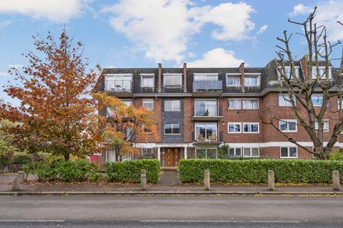 2 bedroom apartment to rent, Worple Road, London SW19