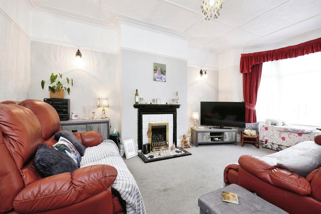 Haughton Road, Durham DL1 4 bed terraced house for sale £160,000