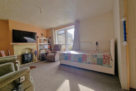 3 bedroom terraced house for sale, Marchwood Road, Hampshire PO9