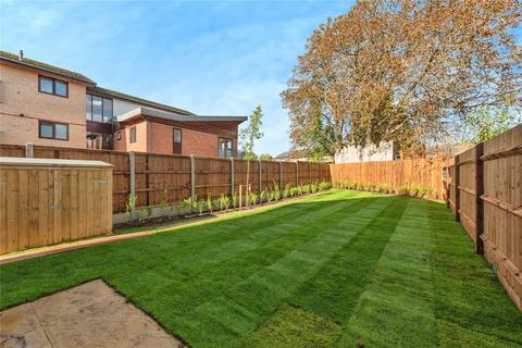 4 bedroom semi-detached house for sale, Vincam Close, Twickenham TW2