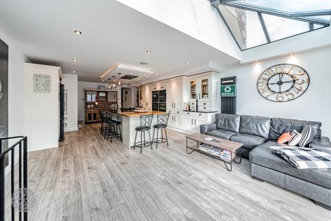 undefined, Dobb Brow Road, Westhoughton, Bolton, Greater Manchester, BL5 2AY