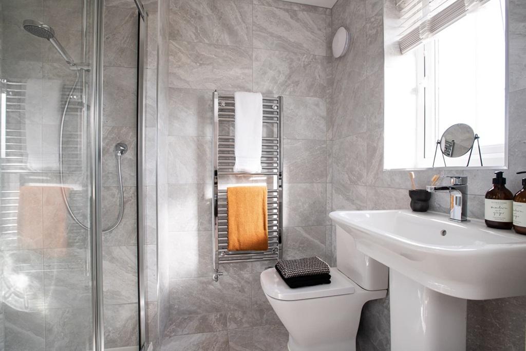 An en-suite shower room away from the family