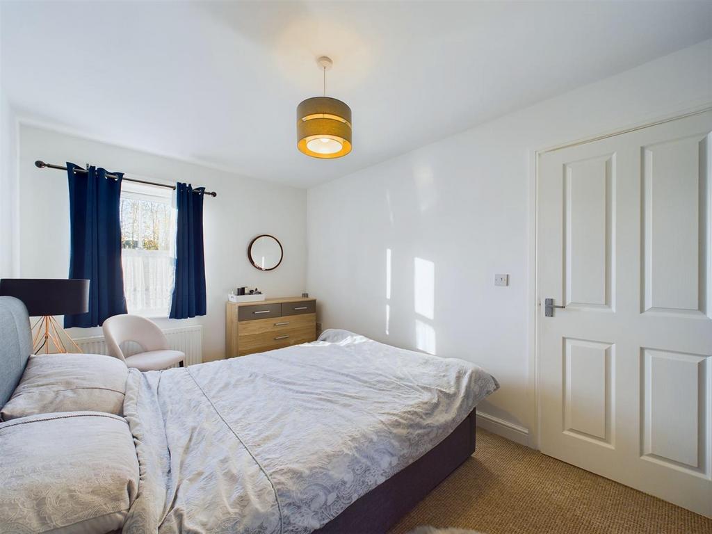 Bedroom: