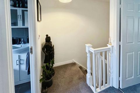 3 Bishops Walk, Donnington Wood, Telford, TF2 7HP
