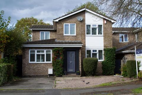 4 bedroom detached house for sale, Valley Close, Stoke-on-trent ST7