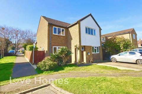 4 bedroom detached house for sale, Harrow Piece, Maulden