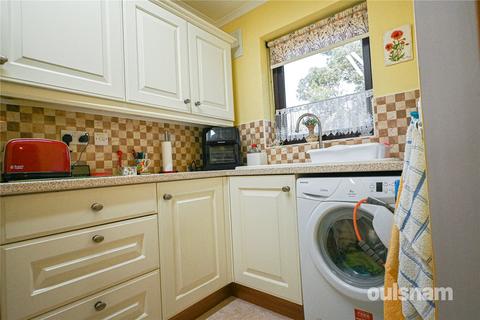 2 bedroom bungalow for sale, Harden Keep, Millpool Way, Smethwick, West Midlands, B66