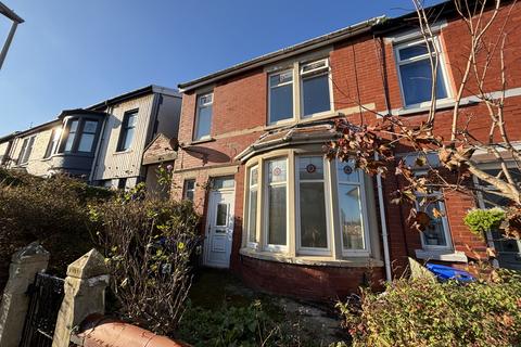 3 bedroom end of terrace house for sale, Redcar Road, North Shore FY1