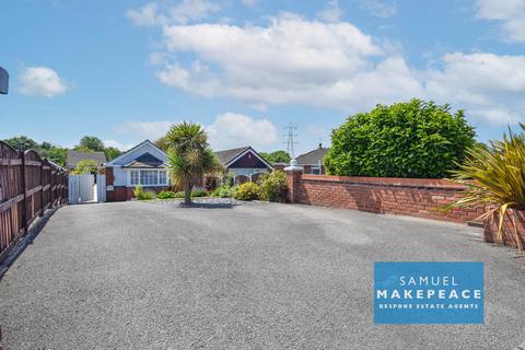 3 bedroom semi-detached bungalow for sale, Greysan Avenue, Packmoor, Stoke-on-Trent