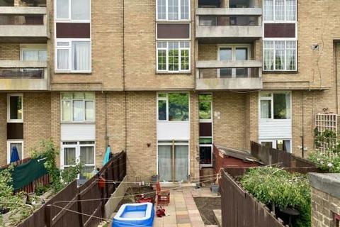 3 bedroom maisonette for sale, Wellington Court, Washington, Tyne and Wear, NE37 3DT