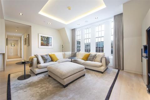 3 bedroom apartment to rent, Nassau Street, London W1W