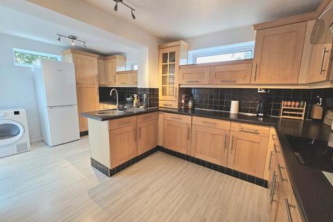 4 bedroom detached house for sale, Shepherds Leaze, Wotton-Under-Edge