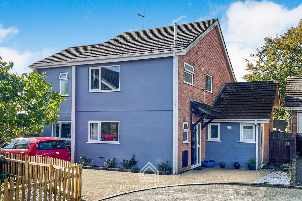 Torpoint PL11 5 bed detached house for sale £395,000