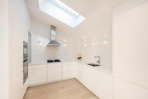 3 bedroom mews for sale, Bridford Mews, London, W1W