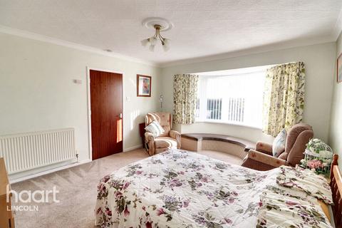 7 Fiskerton Road, Cherry Willingham, Lincoln, LN3 4JZ