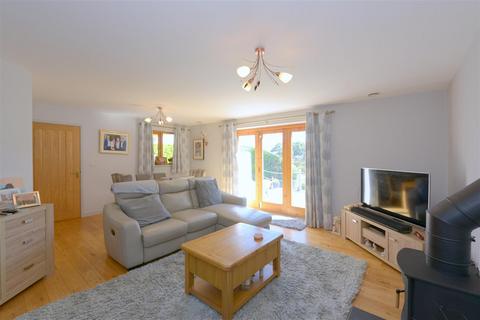 4 bedroom chalet for sale, Ashford Park, Pontesbury, Shrewsbury