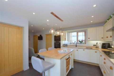 4 bedroom chalet for sale, Ashford Park, Pontesbury, Shrewsbury