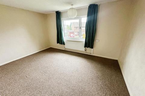 2 bedroom flat for sale, Masefield Crescent, Burton-on-Trent, DE14