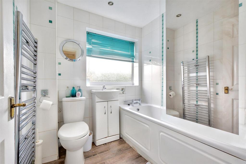 Bathroom.jpeg