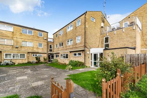 2 bedroom flat for sale, Aylesbury,  Buckinghamshire,  HP19