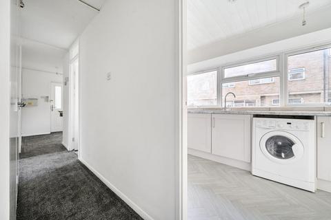 2 bedroom flat for sale, Aylesbury,  Buckinghamshire,  HP19