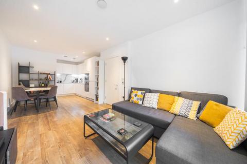 1 bedroom flat for sale, Colmore House,  Isleworth,  TW7