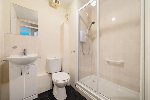 1 bedroom retirement property for sale, Aylesbury,  Buckinghamshire,  HP21