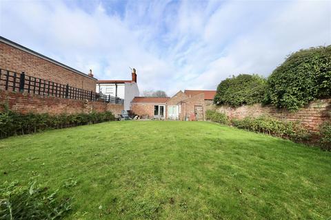 3 bedroom cottage for sale, Magdalen Gate, Hedon, Hull