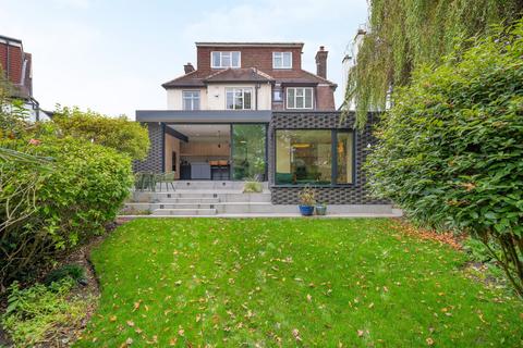 4 bedroom detached house for sale, Braeside, Beckenham, BR3