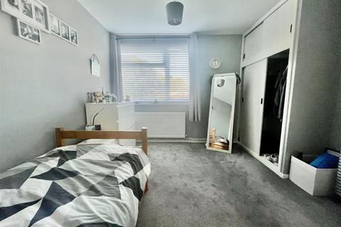 2 bedroom flat for sale, Westerdale, Hemel Hempstead HP2