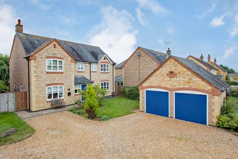 5 bedroom detached house for sale, Peake Close, Market Harborough LE16