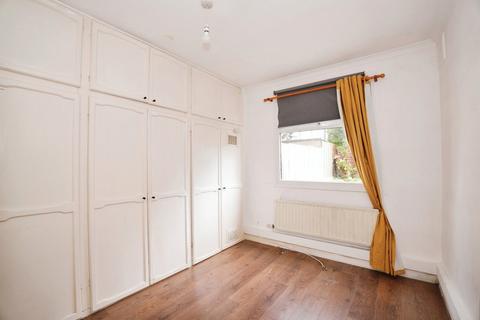 1 bedroom ground floor flat for sale, Selborne Road, ILFORD, IG1