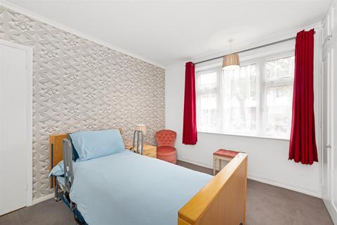 87 Rowan Road, London, SW16 5HZ
