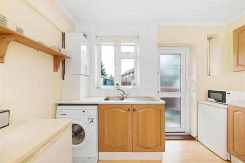 87 Rowan Road, London, SW16 5HZ